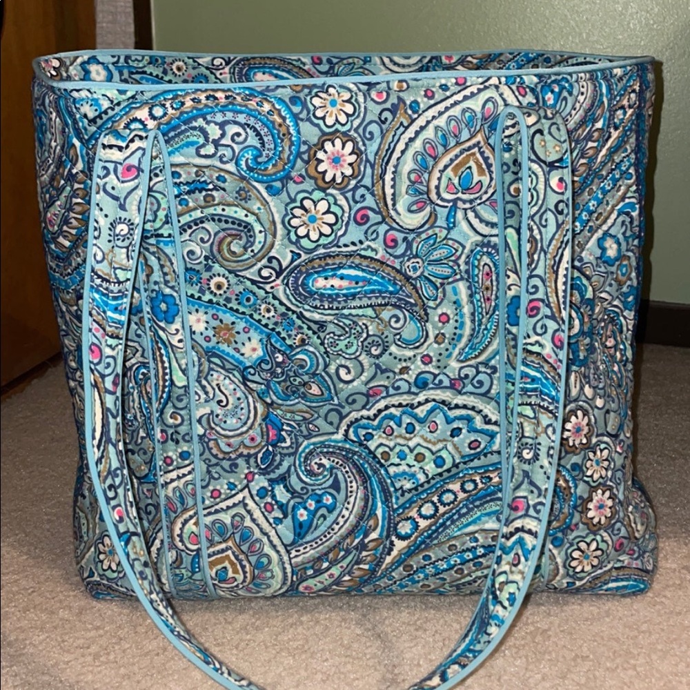 Vera Bradley Bag